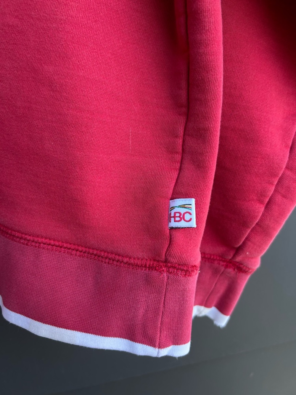 Canadian Olympic Team Red Sweatshirt with Crest 2006 - XL - Picture 4 of 10